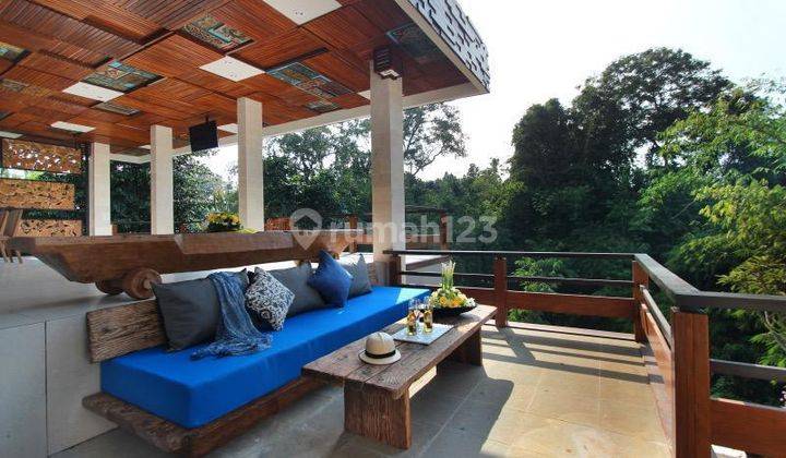 Sewa Villa 6 Kamar Fully Furnished Mewah Nyaman Gatsu Timur 8