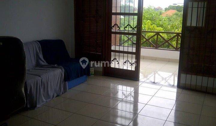 Jual Rumah Furnished 2 Lantai Siap Huni 3+1 Kamar Kerobokan 17