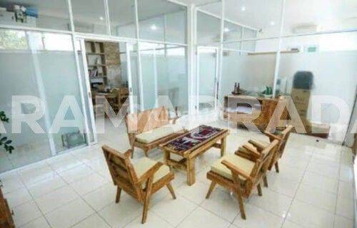 Sewa Tahunan Ruang Komersial Kantor Toko Sunset Road Badung 2