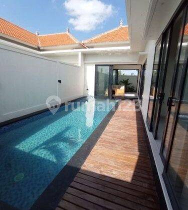 Rent a modern minimalist private pool villa with a comfortable rural rice field atmosphere in Tanah Lot, Tabanan, 2 bedrooms 1