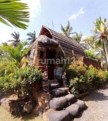 Sewa Villa Model Rumah Kayu Private Pool Nuansa Tradisional 2 Kamar Tanah Lot Tabanan 1