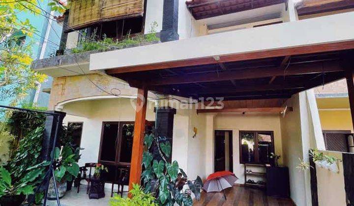 Sewa Villa Tahunan Bulanan Full Furnished 3 Kamar Puri Gading Jimbaran 1