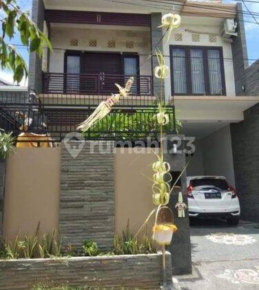 Rent a Modern Style House Fully Furnished Facing North Strategic Location Renon Area 2 Floors 4 Rooms 1