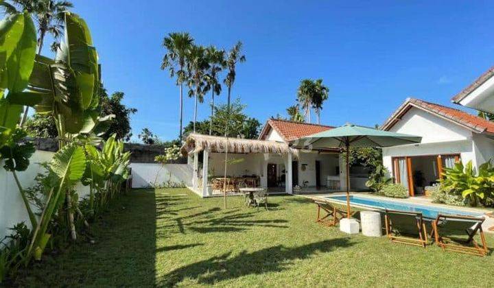 Long Term Rental Villa 1 Floor 3 Bedrooms Tibubeneng Near Berawa Beach 1