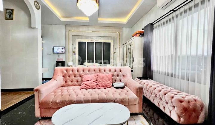 Min 3 Tahun Rumah Mewah Furnished Siap Huni 6 Kamar Sesetan 2