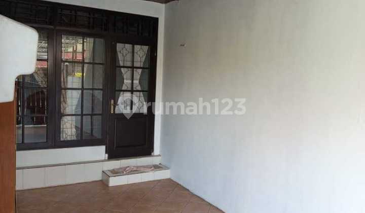 Rumah Hadap Selatan 2 Lantai 4+1 Kamar Pulau Galang Dekat TSM Pemogan