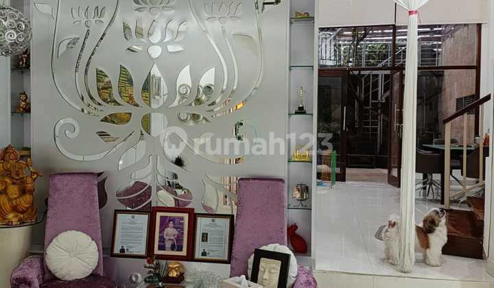 Rumah Mewah 2 Lantai 5+1 Kamar Full Furnished Denbar 2