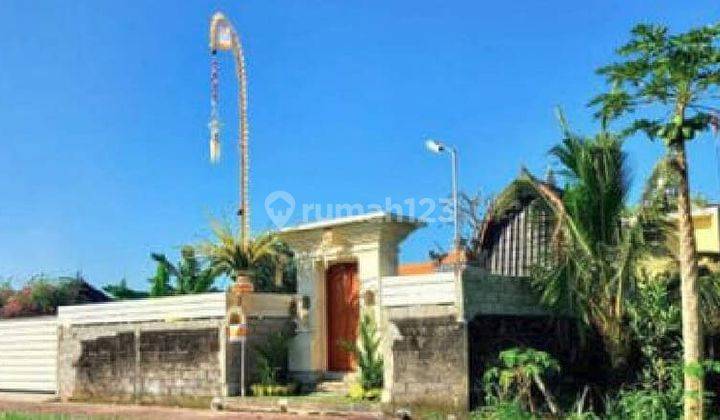 Rumah Style Villa Full Furnished Jineng Angkul Angkul 1 Lantai 2 Kamar Pemaron Munggu 1