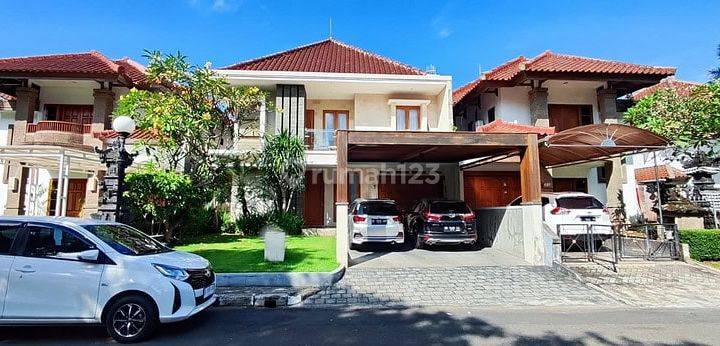 Rumah Mewah Siap Huni Perumahan Teras Ayung Gatsu Timur Denpasar 2 Lantai 4+1 Kamar 1