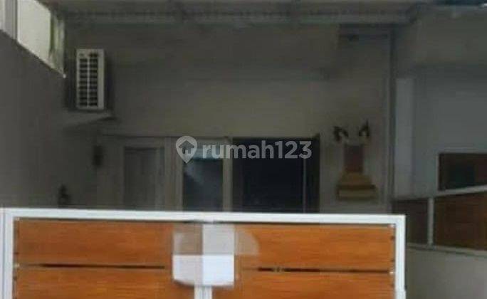 Rumah Minimalis Modern Full Furnished 2 Lantai 2 Kamar Gatsu Timur Dentim 1