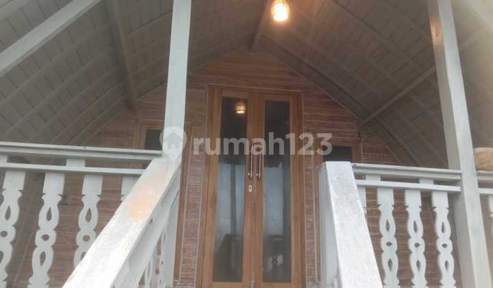 Two-Story 2 Bedroom Wooden House Dasong Bedugul Tabanan Two-Story 2 Bedroom Wooden House Dasong Bedugul Tabanan