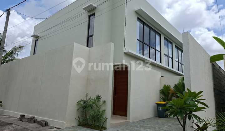 2-Story Villa with 2 Rooms, Tengkulak, Kemenuh, Gianyar