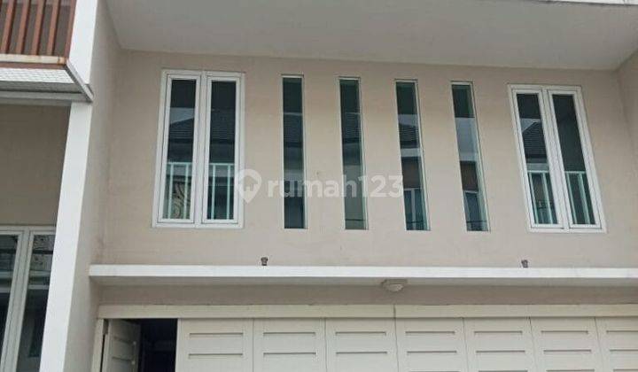 Elite Luxury Residential House Safe Comfortable 2 Floors 4 Bedrooms Central Denpasar City 2