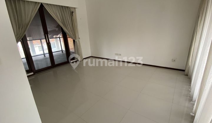 Rumah 3 Lantai 4+1 Kamar Kubu Anyar Kuta Badung 2