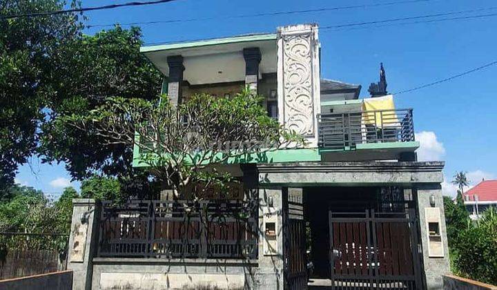 Rumah Nyaman Kawasan Elit Sekar Jepun Denpasar Timur 2 Lantai 3 Kamar 1