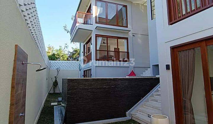 Leasehold 25 Tahun Villa Mewah Perabot Lengkap 3 Lantai 5+1 Kamar Nusa Dua 2