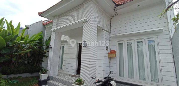 Villa 2 Bedrooms Living Room Pool Angel Seminyak Kuta Badung 1