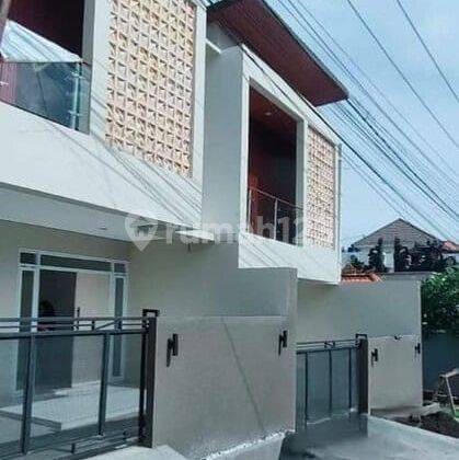 Villa 2 Lantai 2 Kamar Dekat Ayana Hotel Pantai Jimbaran Anti Gempa 1