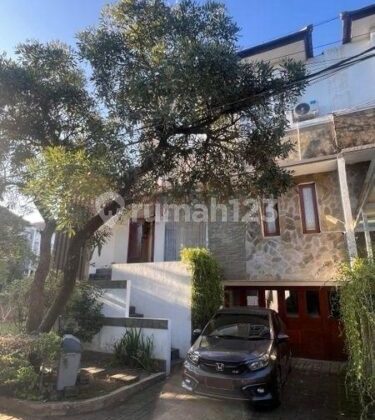 Min 2 Tahun Rumah Mewah Full Furnished 3 Lantai 3 Kamar Ungasan Uluwatu 1