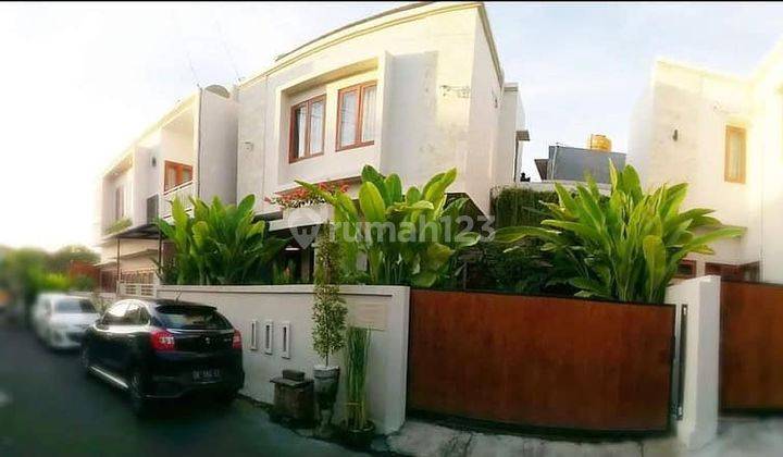 Rumah Hadap Utara Full Furnished 2 Kamar Mahendradatta Denpasar 1