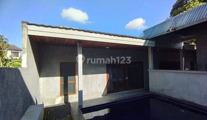 Tahunan Villa 150m2 1 Lantai 2 Kamar Dalung Kuta Utara 1