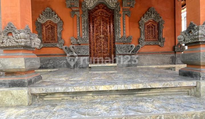 Minimum 2 Years West-Facing House with 6 Bedrooms in Celuk, Gianyar