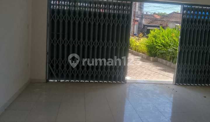 Minimum 4 Years Old, North-Facing Shophouse with 2 Floors in Uluwatu Ungasan 2