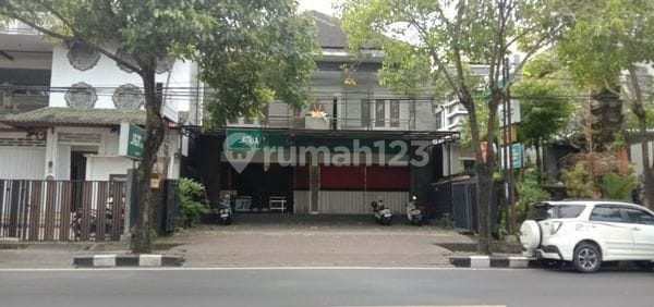West-facing shop house, 2 floors, on Sempidi Main Road, near Puspem Badung 1