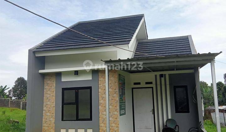 Rumah konsep dapur terbuka di Tamansari hill bogor  1