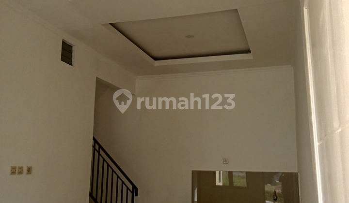 Modern Minimalist Concept Housing with Mount Salak View Modern Minimalist Concept Housing with Mount Salak View