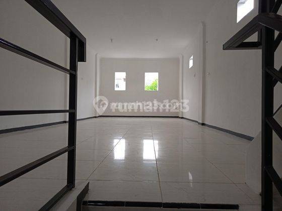 Di sewa Rumah Brand New Dalam 4