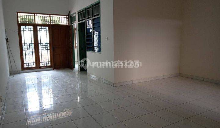 Di Sewa Rumah untuk Usaha Online dll Jembatan lima 4