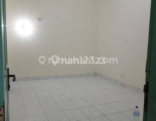 Di Sewa Rumah untuk Usaha Online dll Jembatan lima 5