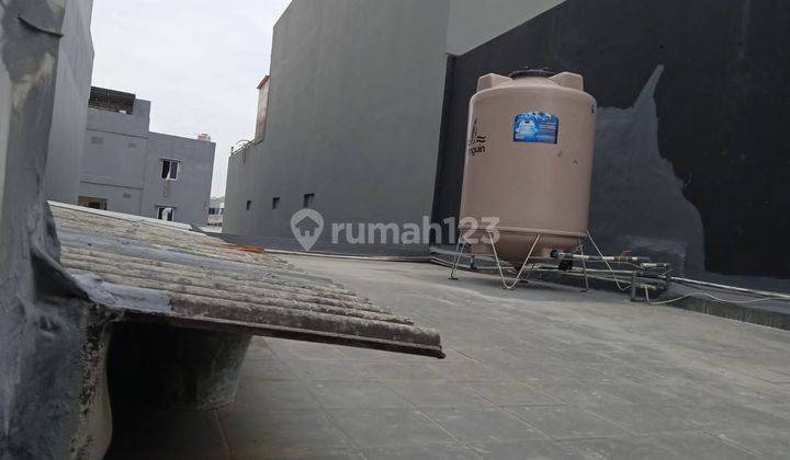 Di Sewa Rumah untuk Usaha Online dll Jembatan lima 9