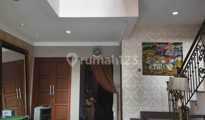 Luxury 2-Story House in Meiwa Cibubur — Certified SHM Ownership, 4-Car Garage, Near LRT, Toll Road Access & Al Azhar School 2