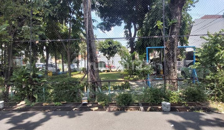 Rumah 2 Lantai Depan Taman Hijau di Rawamangun | SHM & Harga di Bawah Pasar 2