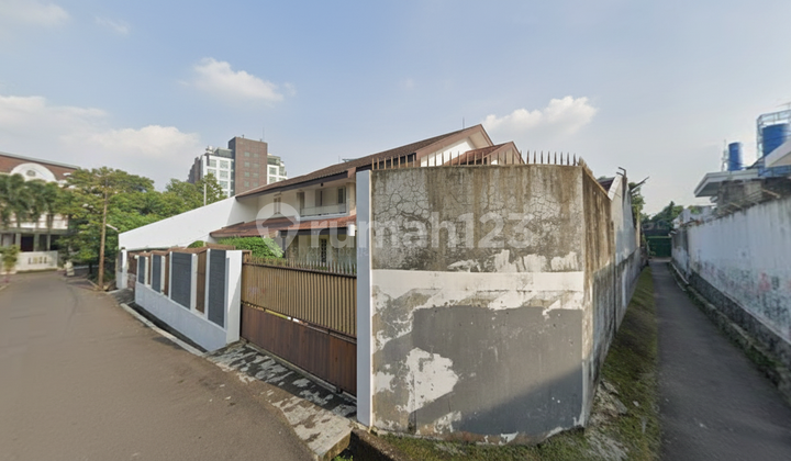 Rumah 2 Lantai dengan Private Swimming Pool di Cilandak Ini, Tidak Lagi Sekadar Tempat Pulang-Melainkan Tempat Pulih, Tenang, namun Jarang Tersedia" 2