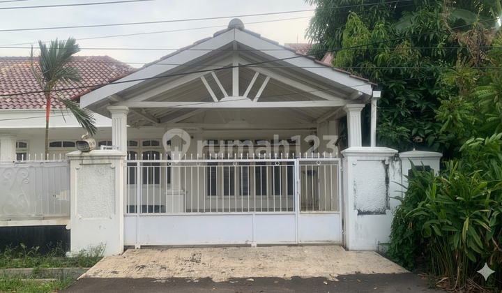 "Jangan Tunggu Besok - Rumah Cantik Nan Asri Ini, bisa Jadi Milik Orang Lain, Hari Ini !"