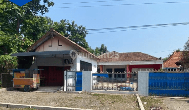 Rumah Dan Toko Jl Soekarno Hatta  1