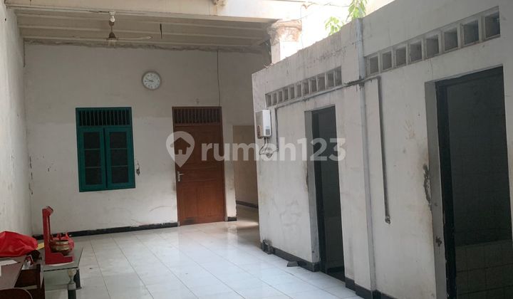 rumah 2 lantai kawasan pecinan semarang 2