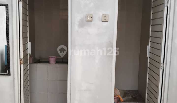 SUASANA ASRI & SEJUK, DISEWAKAN RUMAH GOMBEL LAMA 2