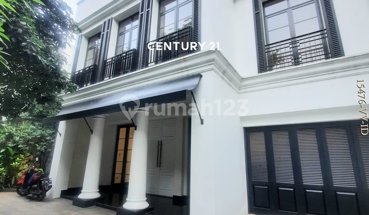 For Sale Luxury Move-In Ready Home In Elite Area Near Pasar Santa