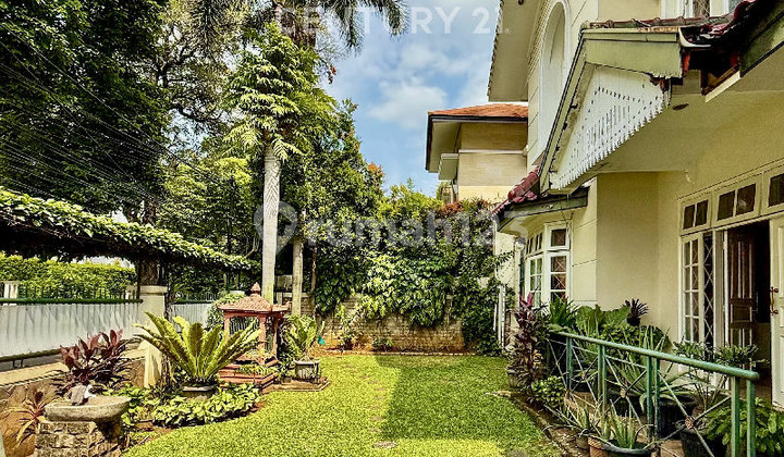 Dijual Rumah Dekat Senopati Jakarta Selatan