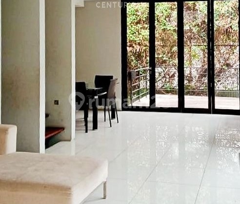 Dijual Townhouse Eksklusif 8 Rumah di Kemang di Bawah NJOP