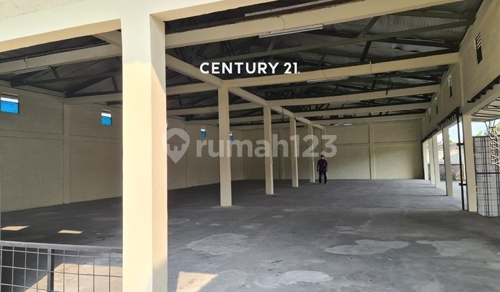 Warehouse for Sale, Strategic Location on Jl Raya TB Simatupang Warehouse for Sale, Strategic Location on Jl Raya TB Simatupang