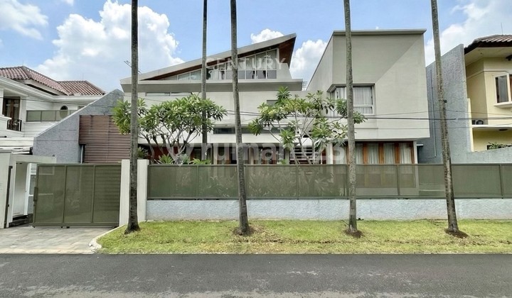 Disewa Rumah Pondok Indah Siap Huni Ada Swimming Pool