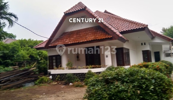 For Sale 1-Story House in Menteng, Central Jakarta