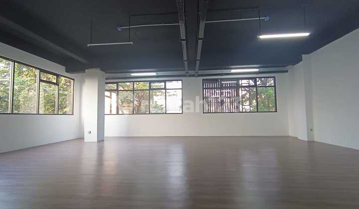 Office Space for Rent in Kebayoran Lama, South Jakarta, Close to PIM