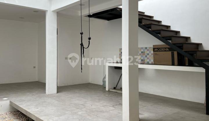 Rumah 2 Lantai Siap Huni dengan Hunian Nyaman dan Asri @Cipayung, Jakarta Timur 2
