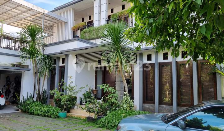 Good 2-Story House in Cirendeu, Land Area 630 m2, Building Area 400 m2, 6+1 Bedrooms, 3+1 Bathrooms 2